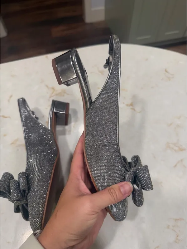 Size 8 J. Reneé Tanay slingback pumps Silver - Image 7