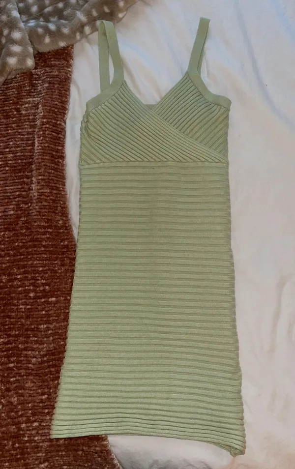 Princess Polly Green Body on Dress - Image 2