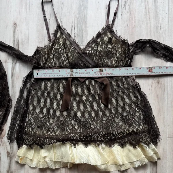 PAIGE Brown Lace Tank Top with Cream Accents - Image 11