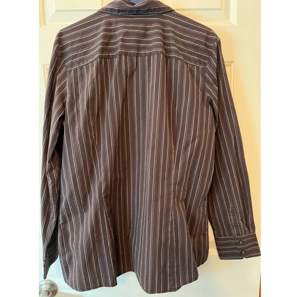 Old Navy Women's Purple Stripe Button Front‎ Size XXL 29" Long x 23" Pit to Pit - Image 2