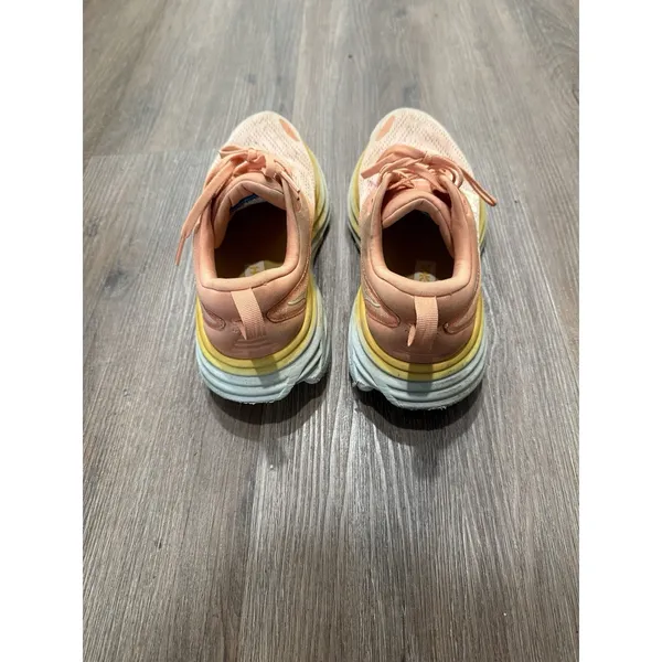HOKA ONE ONE Bondi 8 Women's‎ Peach/Yellow Running Shoes Size 8.5 - Image 4