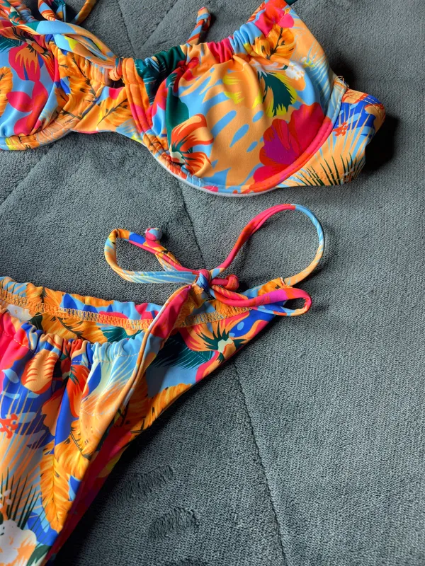 Bikini Set Size XS - Image 3