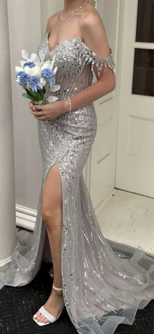 Sherri Hill Prom Dress - Image 2