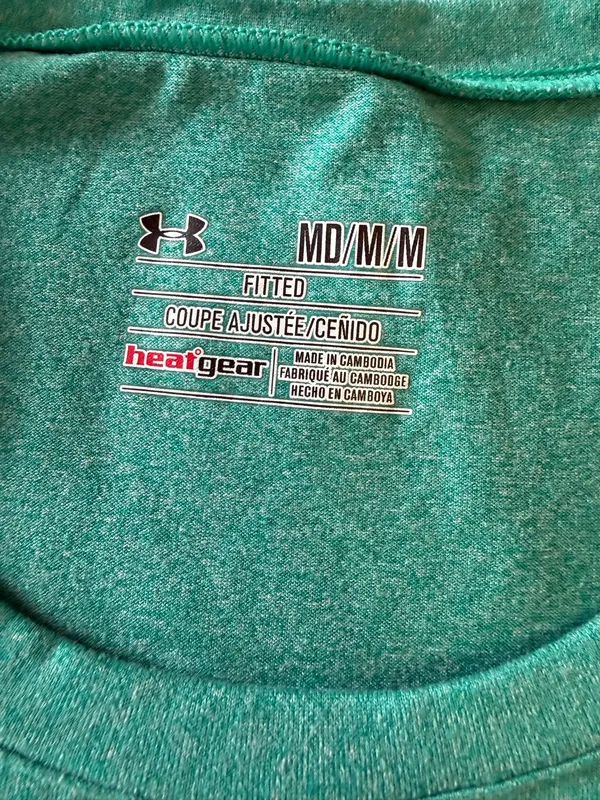 Under Armour Fitted Women’s HeatGear Top - Image 2
