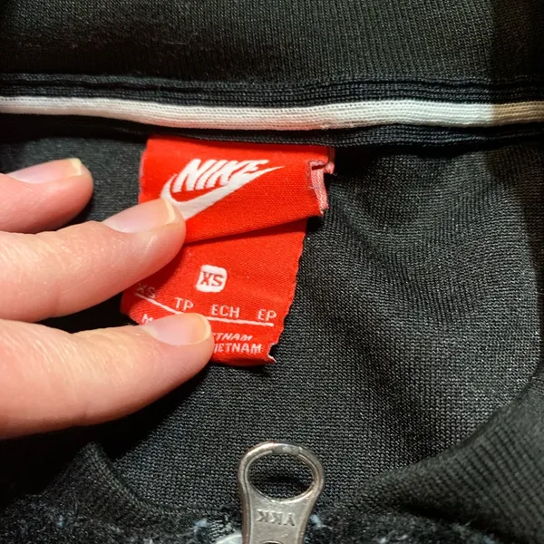 Nike velvet zip up XS - Image 5