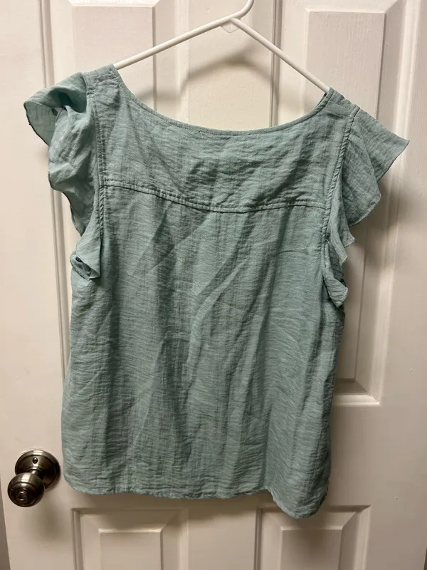 Boutique Green blouse - Image 2