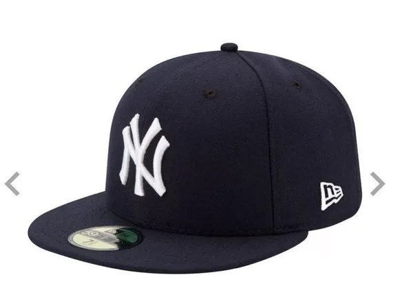 New era black Yankees cap with white logo Nwot - Image 6