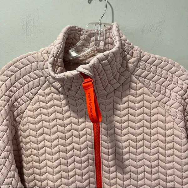 New Balance Heatloft Athletic Jacket Size Large Full Zip‎ Pink WJ13118 - Image 4