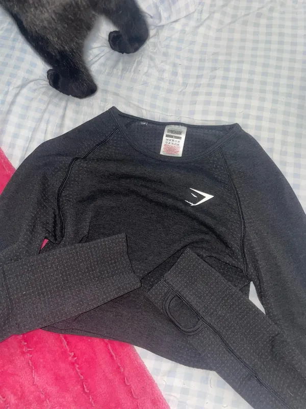 Gymshark Cropped Long Sleeve - Image 7