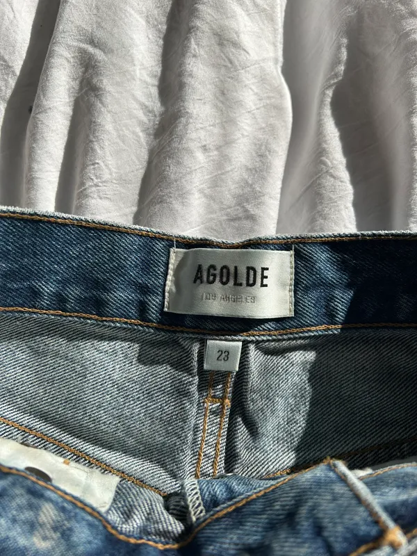 AGOLDE Cutoff Denim Shorts - Image 3
