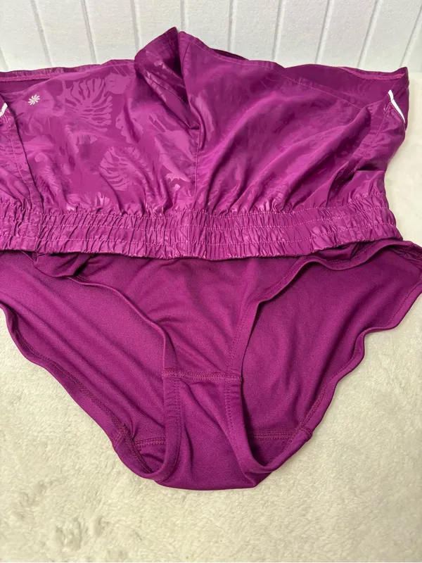 Athleta Race Runner Women’s Magenta Printed Athletic Shorts Size M‎ - Image 8