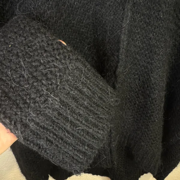 Free People Black Wool Alpaca Blend V-Neck‎ Oversized Sweater Size XS - Image 5
