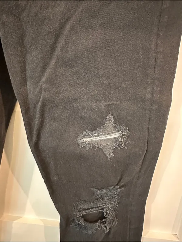 American Eagle Outfitters Black Skinny Ripped Jeans - Image 6