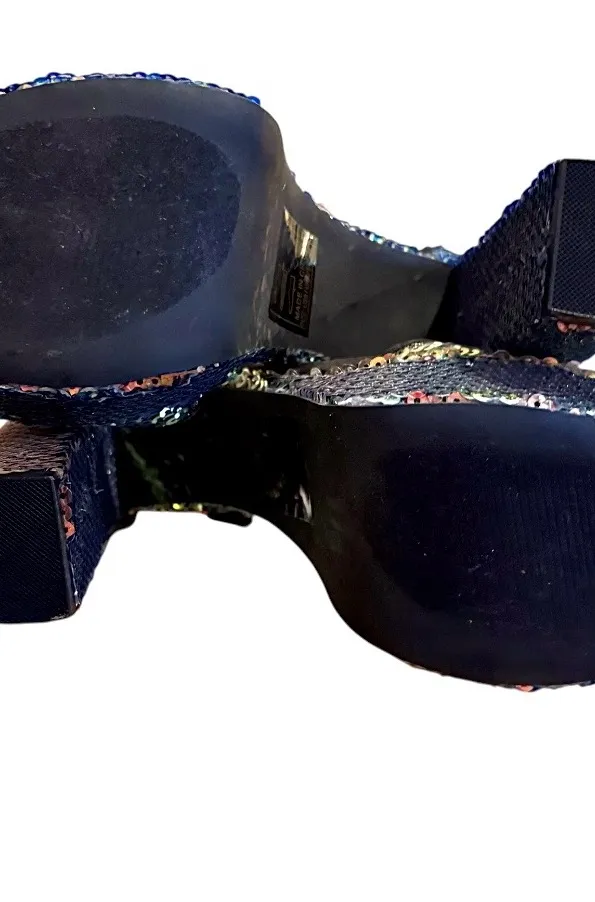 Qupid Esme-11 Sparkly Sequin Embellished Hidden Platform Heels - Image 9