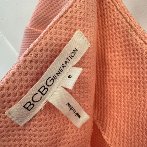 BCBGeneration Lena Coral Pink Textured Waffle Knit Shorts‎ Size 6 YXQ7C650-Q6W - Image 6