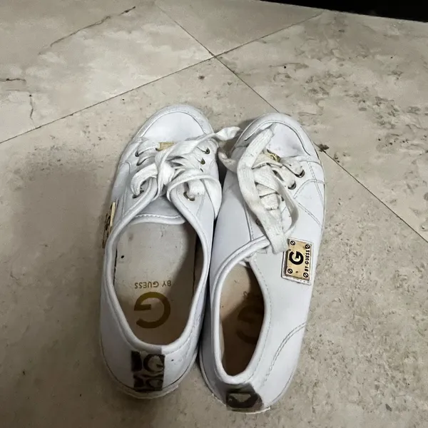 White Sneakers with Logo Patch Size 6.5 - Image 3