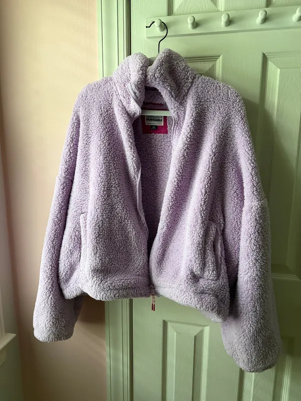 American Eagle "Feels Seriously Huggable" Jacket - Image 2
