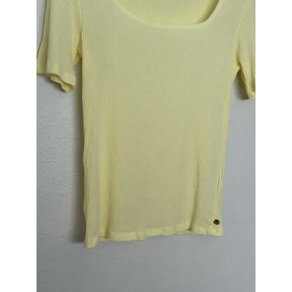 SCOTCH & SODA Fitted Ribbed Scoop-Neck T-Shirt Butter Yellow Square Neck - Image 5
