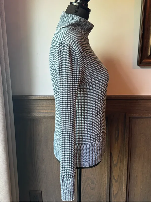 Calvin Klein green striped Ribbed Turtleneck Sweater small - Image 5