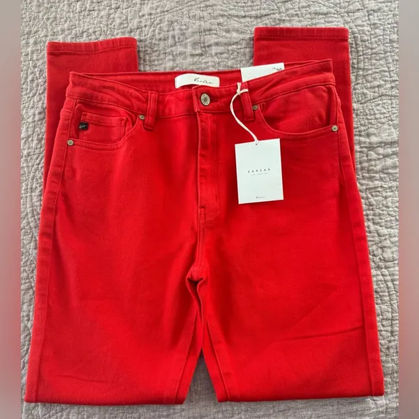 NWT KanCan High Rise Super Skinny Jeans in Christmas Red - Image 5