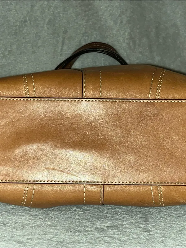 Coach Hamilton (or Hampton-style) cognac/tan leather tote bag with silver-tone - Image 3