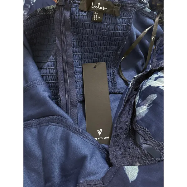 Lulus Valla Navy Blue Floral Flutter Sleeve Midi Dress size Large NWT - Image 5
