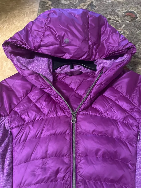 Lululemon down for a run puffer jacket - Image 3