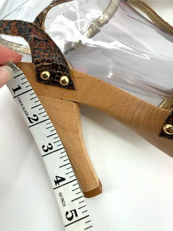Betsey Johnson VTG platform wooden brown textured faux-snakeskin sandal heel - Image 7