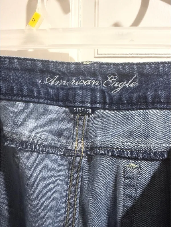 American Eagle Women's Bootcut Jeans - Medium Blue Wash Size 14 - Image 9
