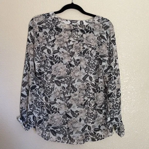 LOFT Pink and Black Floral Print tie up Sleeve Top/Blouse Medium - Image 7