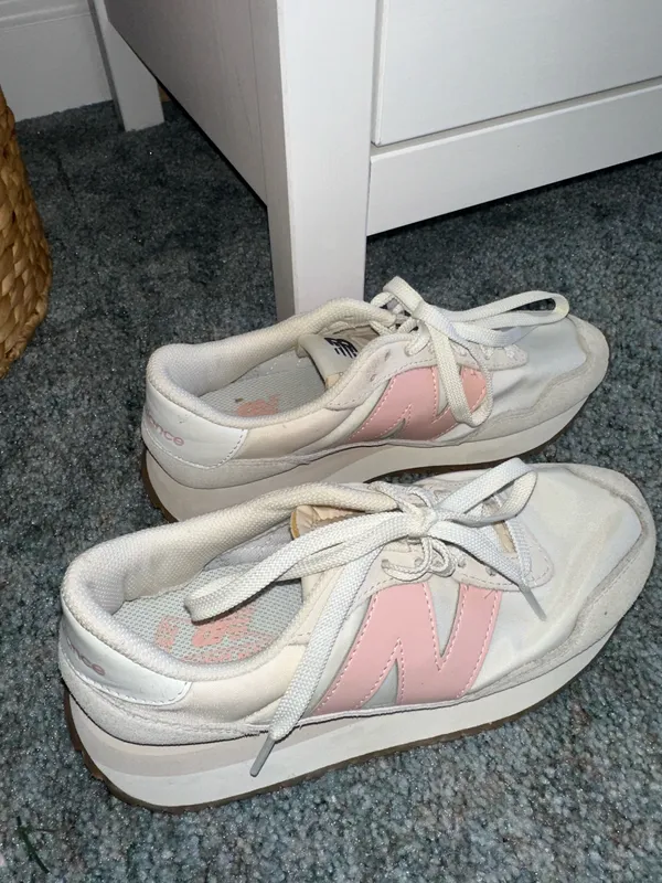 New Balance Sneakers - Image 4