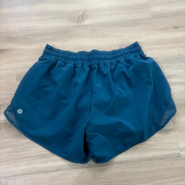Lululemon Hotty Hot Short II Long 4" Night Tide Women Size 6 - Image 3