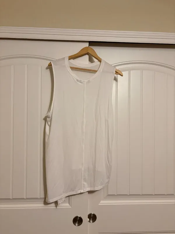 Athleta Cloudlight Asymmetrical Side Tie Tank Top 1X Solid White Modal Polyester - Image 3