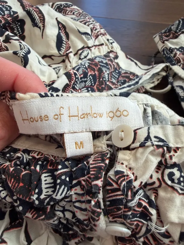 House of Harlow 1960 Floral Print Mini Dress Medium - C11-209 - Image 2
