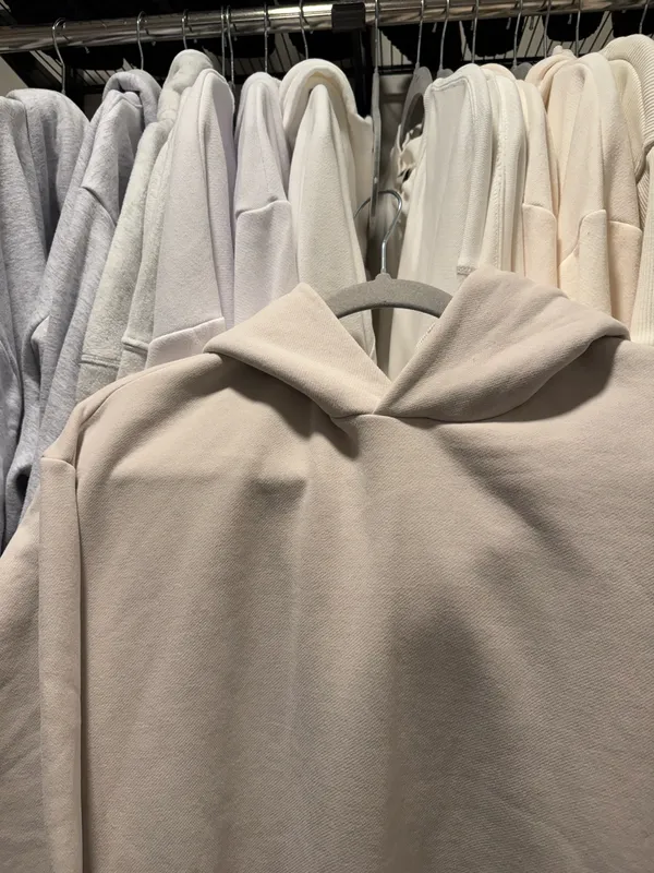 Vuori Hoodie - Image 3