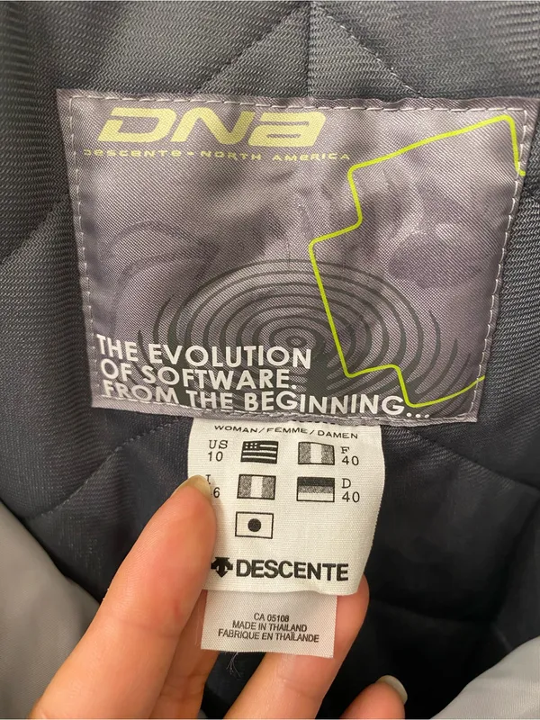 Descente Women's Black Straight Leg Ski Pants - Image 7