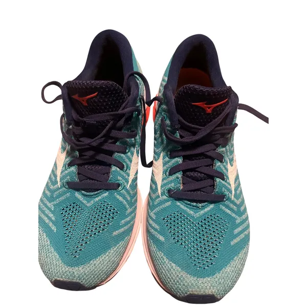 Mizuno WaveKnit Running Shoe, Women's Size 10 Aqua. - Image 2