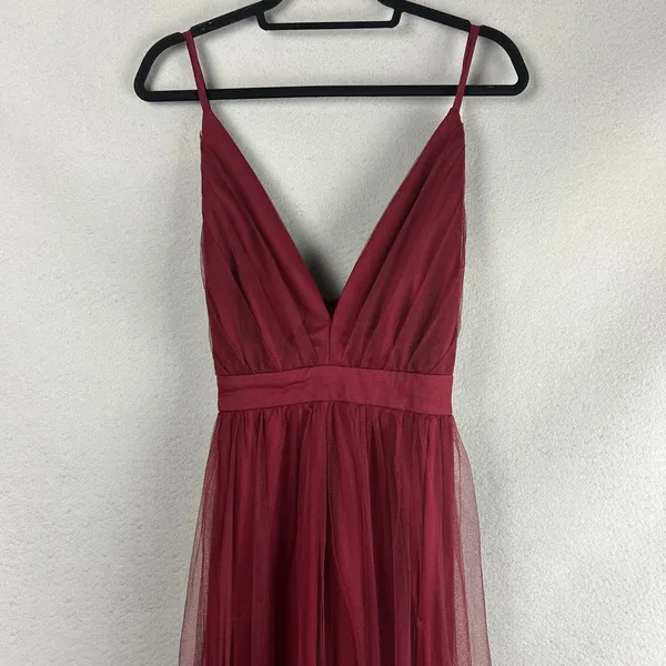Lulus Burgundy Tulle Maxi Gown 2X Deep V Spaghetti Strap Front Slit Bridesmaid - Image 4