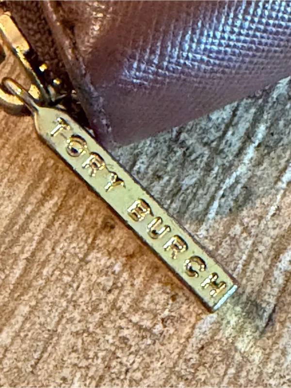 Tory Burch Robinson Zip Continental Brown Leather Wallet - Image 3