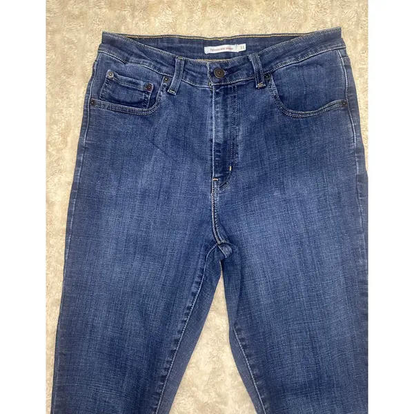 Levi's 721 High Rise Skinny modern classic medium wash denim jeans W31 L30 - Image 10