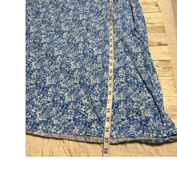 Eileen West Blue Floral Knit Short Nightgown Size Medium Cap Sleeves Lace - Image 5