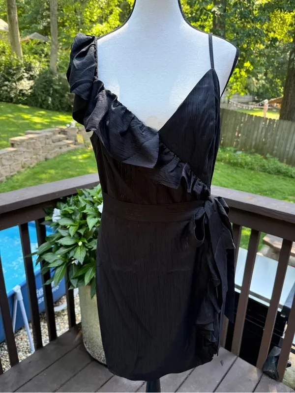 Lilly Pulitzer Lavianna Wrap Mini Dress Black Ruffle V-Neck Zip Lined 12 - Image 2
