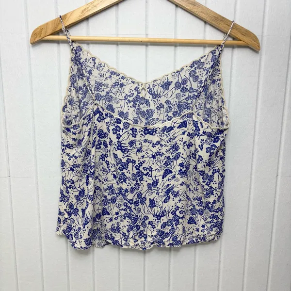 FREE PEOPLE‎ blue & white floral scalloped cami top Size S - Image 8