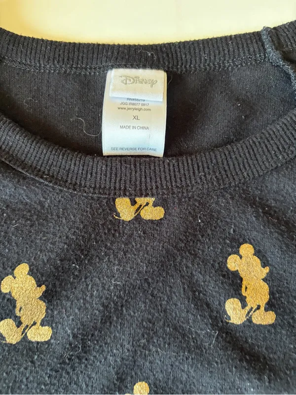 Disney Women’s Black Gold all over print Mickey Mouse crewneck Sweater Size XL - Image 2