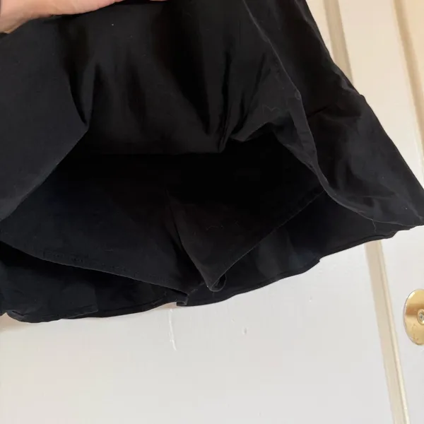 Zara Black Mini Skirt with Flounce Hem - Image 3