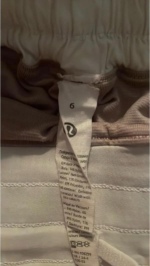 Lululemon White Hotty Hot 2.5 - Image 3