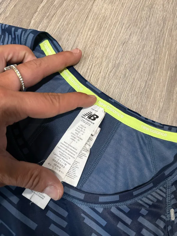 New balance active tee shirt  - Image 4