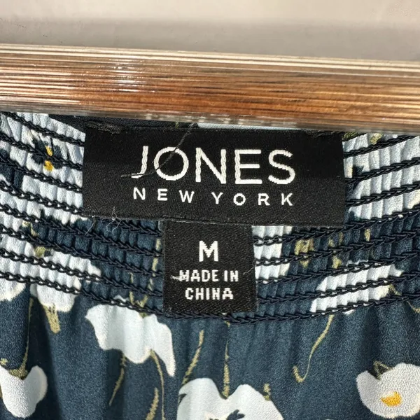 Jones New York Women Blouse M Blue Floral Smocked Neck Romantic‎ Cottage Retro - Image 2