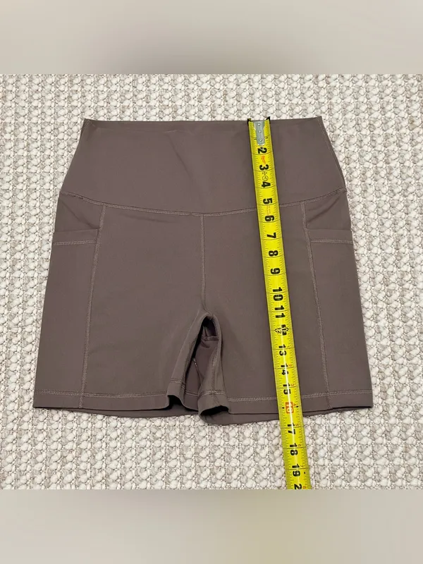 Yogalicious Lux bike shorts size XL - Image 4