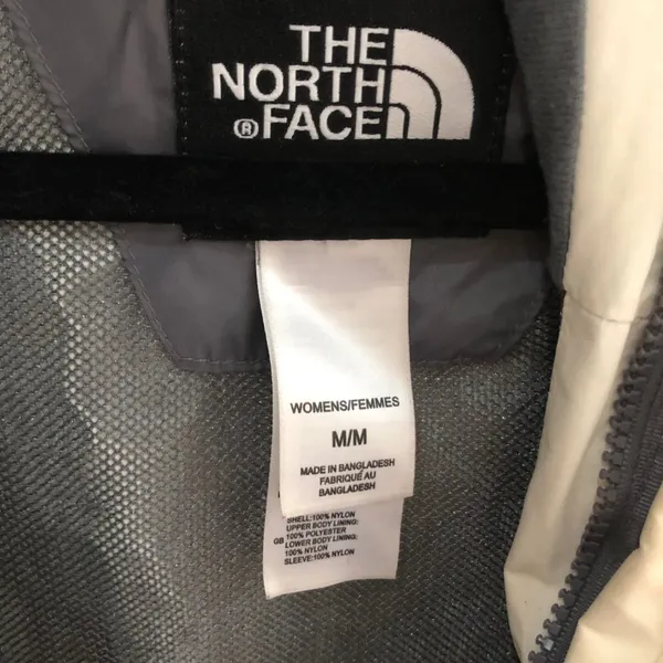 Women's North Face Waterproof‎ Shell - Image 3